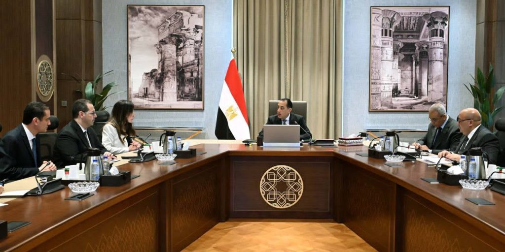 رئيس-الوزراء-يتابع-إجراءات-تنظيم-السوق-العقارية-في-مصر